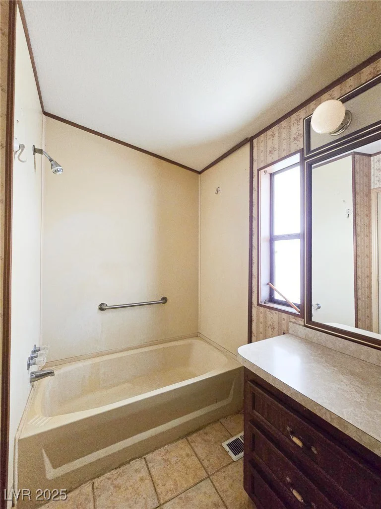 121 Tonopah, Pahrump, NV 89048