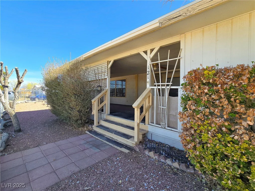 121 Tonopah, Pahrump, NV 89048