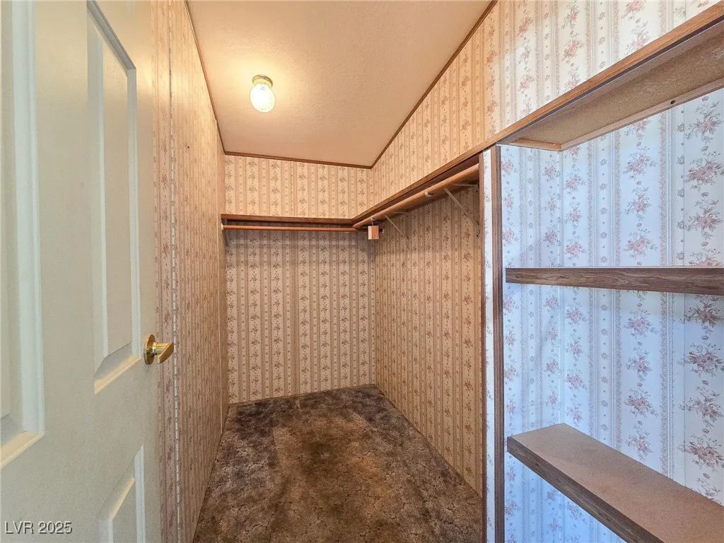 121 Tonopah, Pahrump, NV 89048