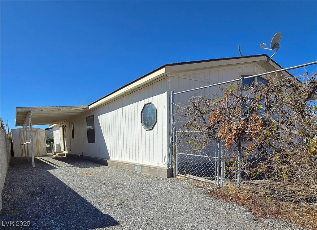 121 Tonopah, Pahrump, NV 89048