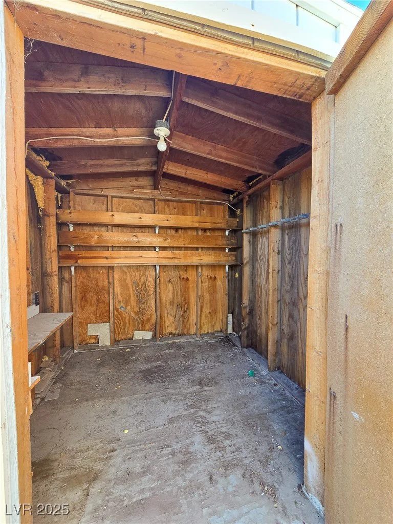 121 Tonopah, Pahrump, NV 89048
