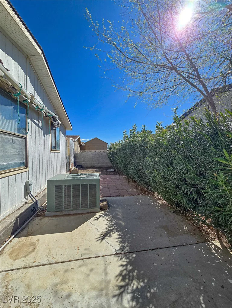 121 Tonopah, Pahrump, NV 89048