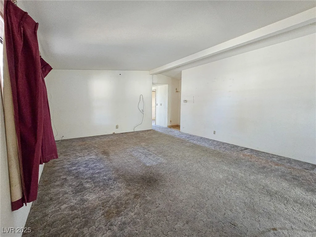 121 Tonopah, Pahrump, NV 89048