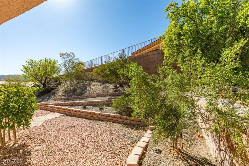 2037 POPPYWOOD, Henderson, NV 89012
