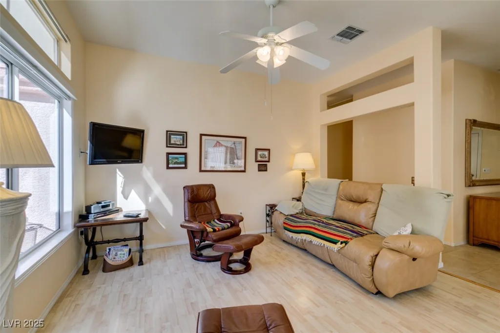 2037 POPPYWOOD, Henderson, NV 89012
