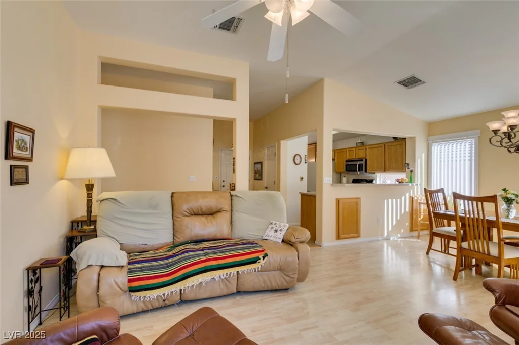 2037 POPPYWOOD, Henderson, NV 89012
