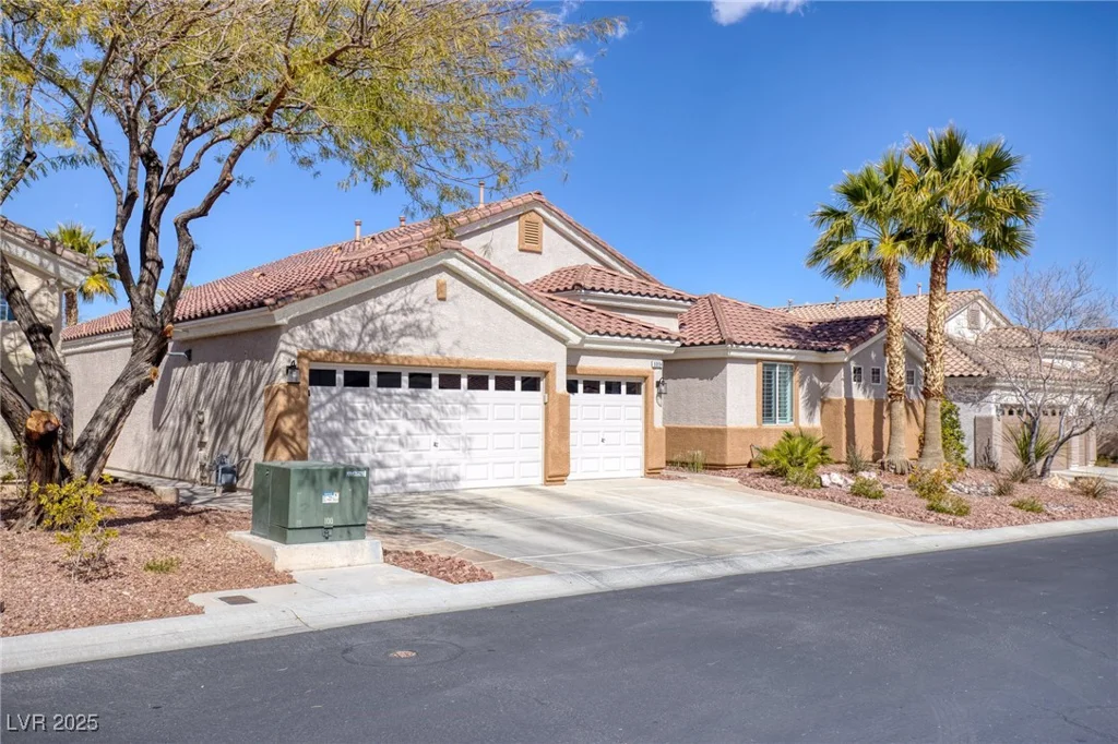 8894 Don Horton, Las Vegas, NV 89178