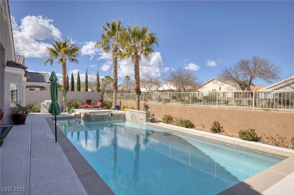 8894 Don Horton, Las Vegas, NV 89178