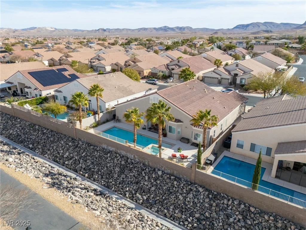 8894 Don Horton, Las Vegas, NV 89178