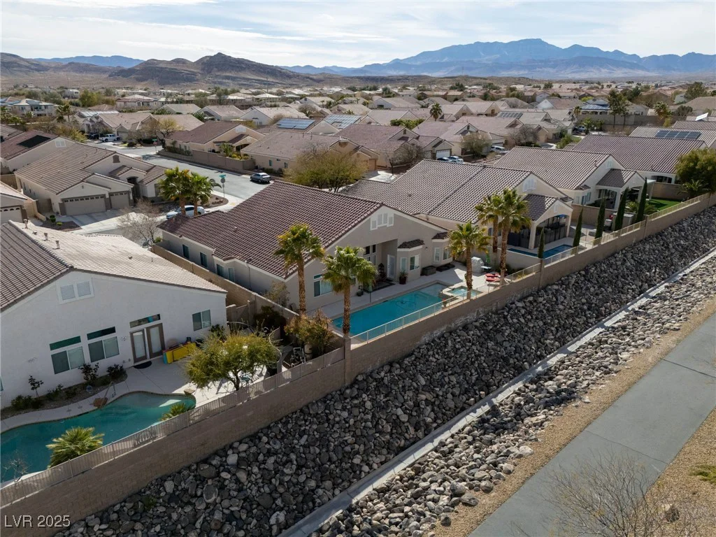8894 Don Horton, Las Vegas, NV 89178