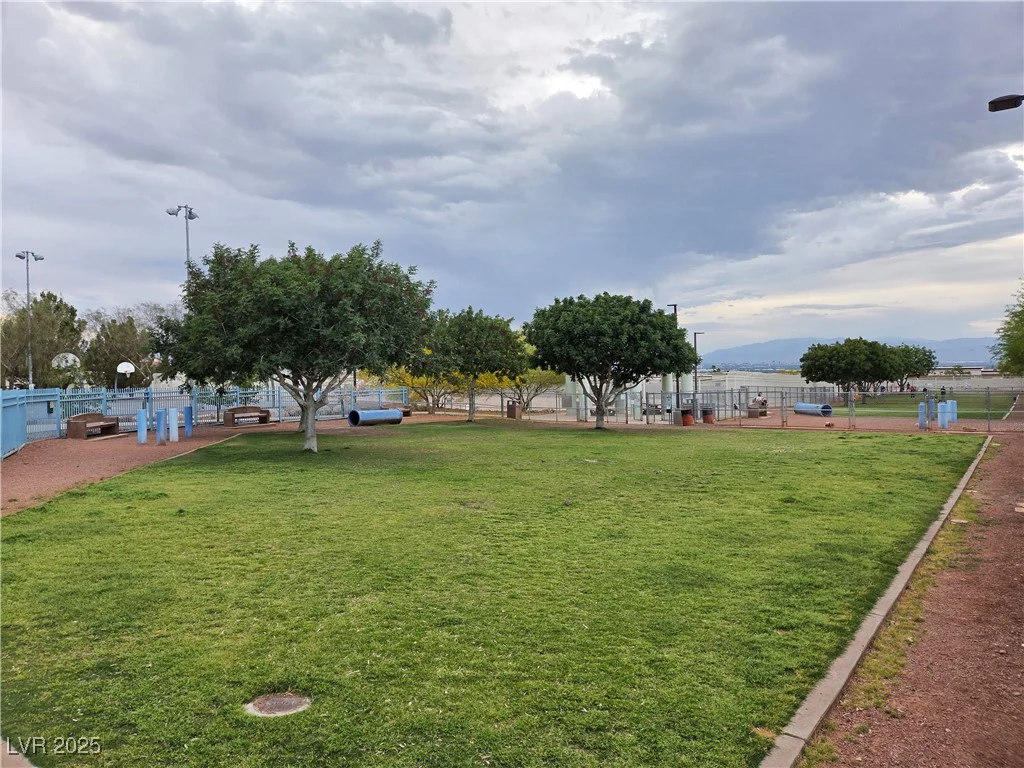 700 Carnegie, Henderson, NV 89052