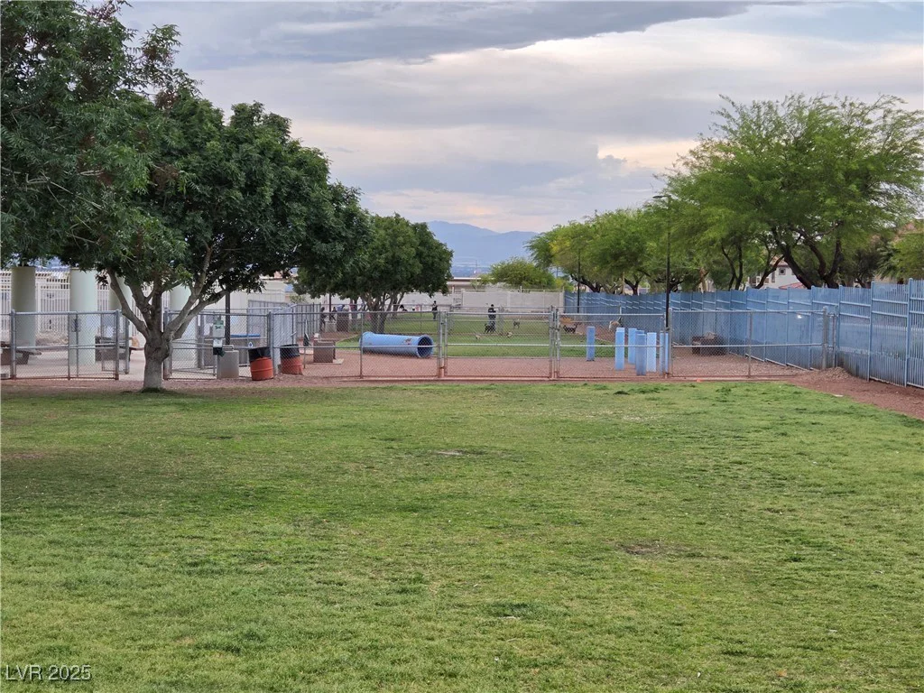 700 Carnegie, Henderson, NV 89052