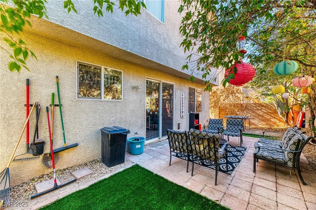 9692 Waukegan, Las Vegas, NV 89148