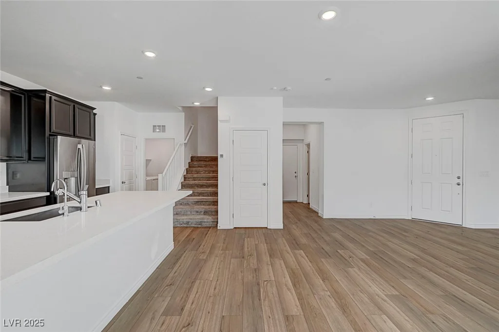 7204 N Decatur, North Las Vegas, NV 89131