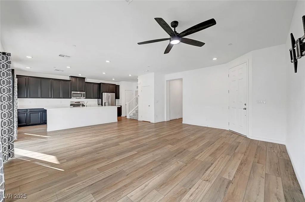 7204 N Decatur, North Las Vegas, NV 89131