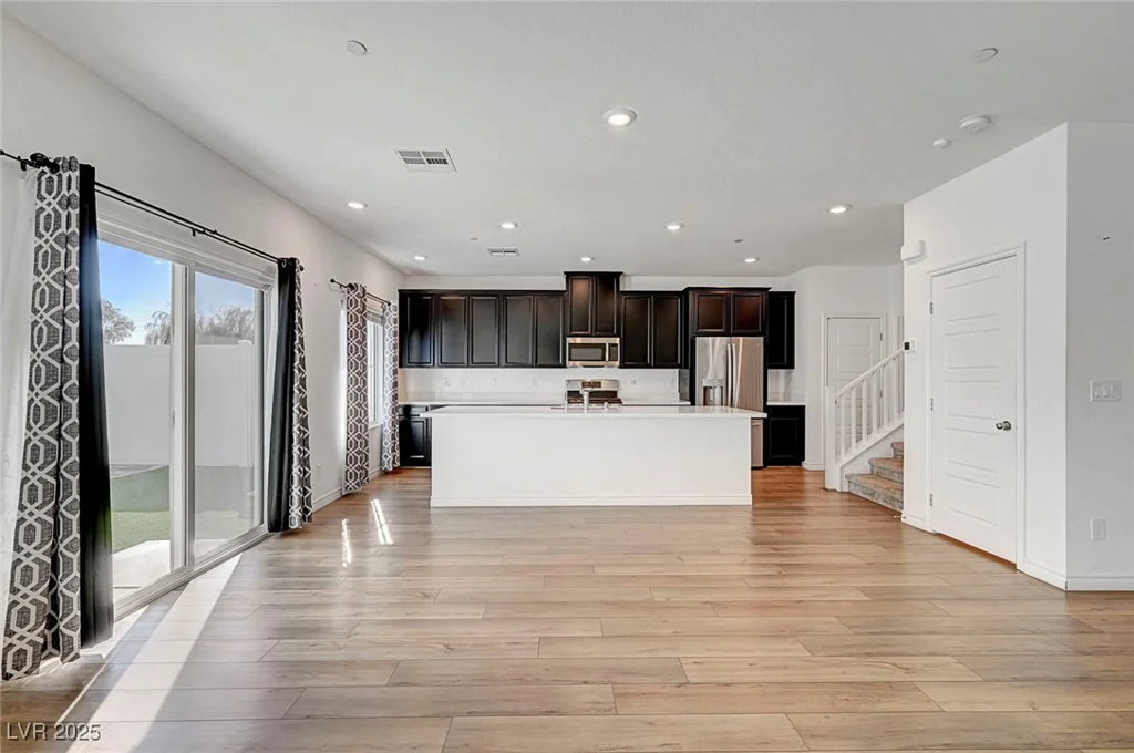 7204 N Decatur, North Las Vegas, NV 89131