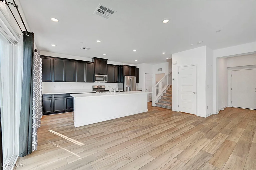 7204 N Decatur, North Las Vegas, NV 89131
