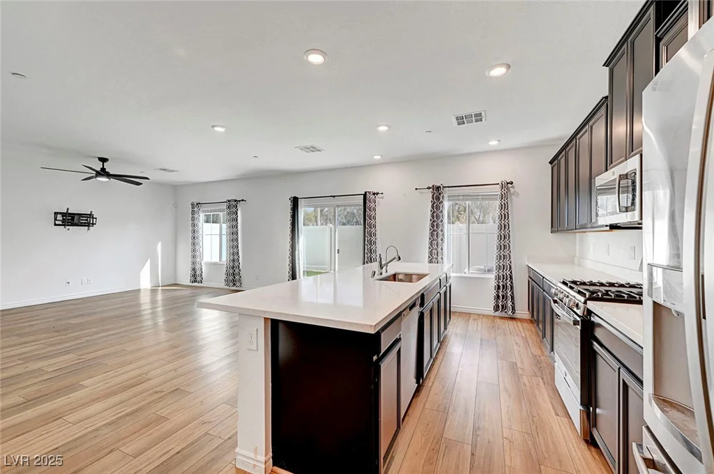7204 N Decatur, North Las Vegas, NV 89131