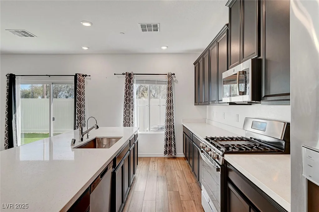 7204 N Decatur, North Las Vegas, NV 89131