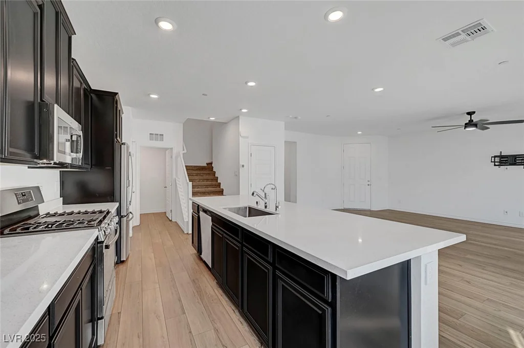 7204 N Decatur, North Las Vegas, NV 89131