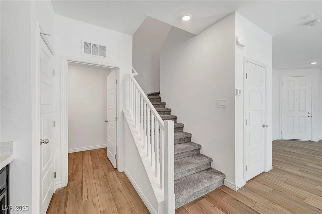 7204 N Decatur, North Las Vegas, NV 89131