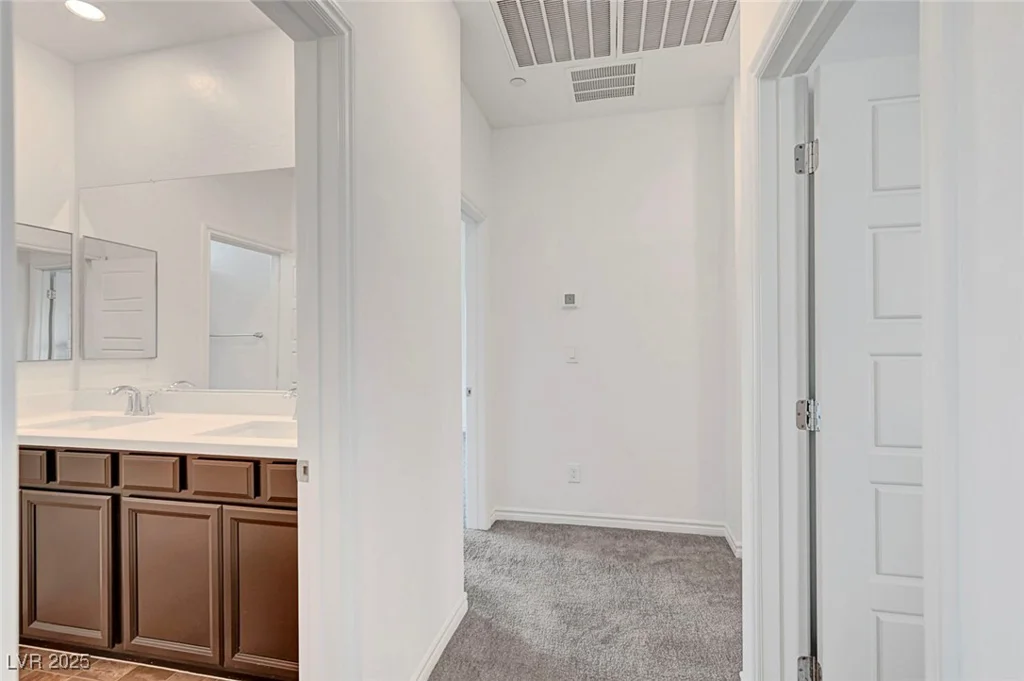 7204 N Decatur, North Las Vegas, NV 89131