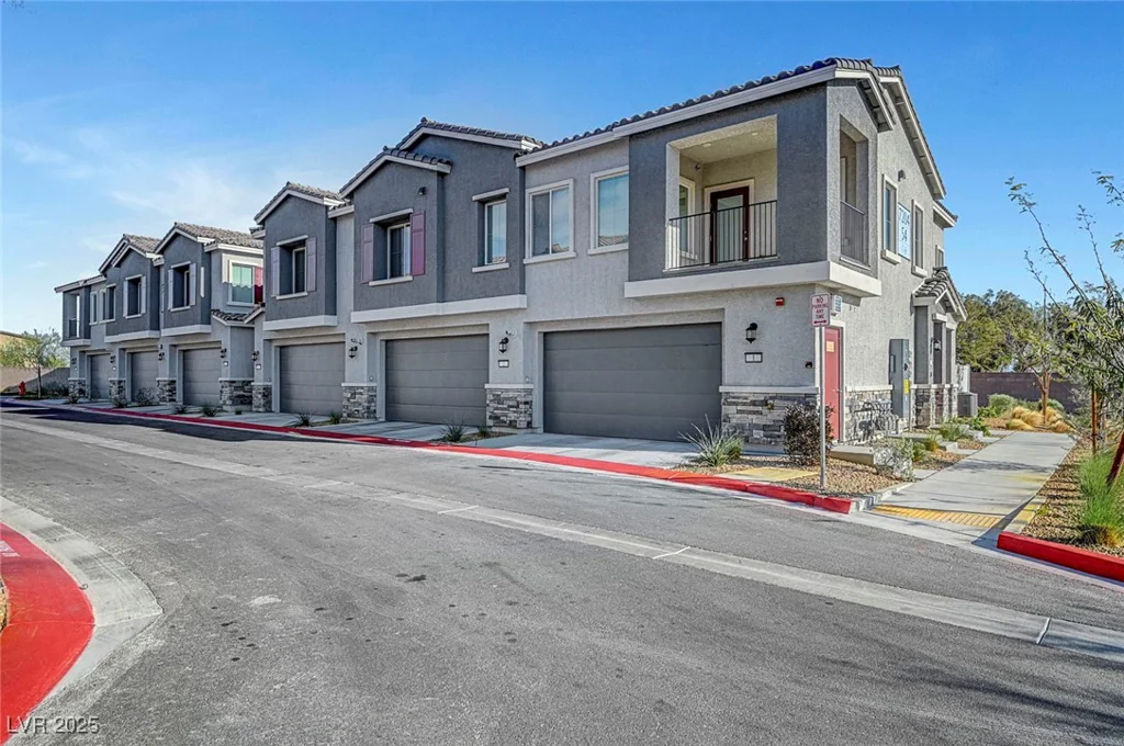 7204 N Decatur, North Las Vegas, NV 89131