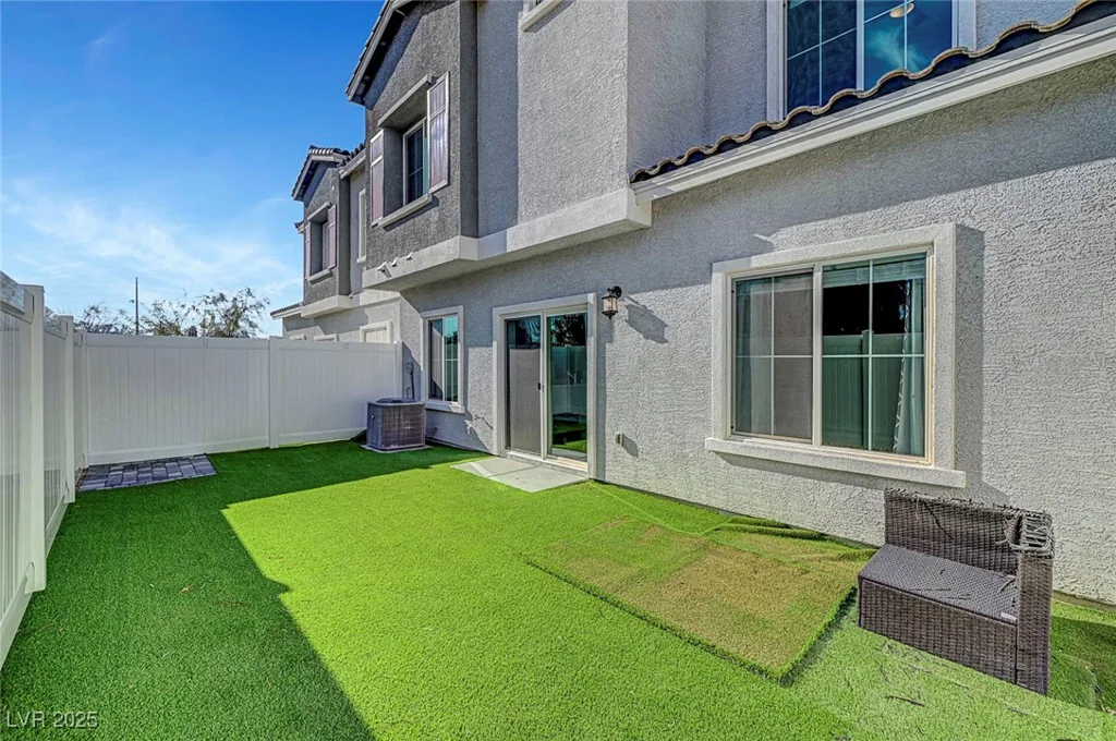 7204 N Decatur, North Las Vegas, NV 89131