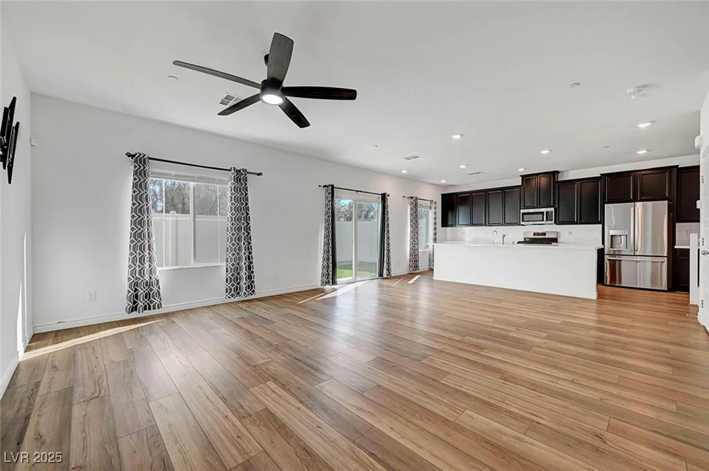 7204 N Decatur, North Las Vegas, NV 89131