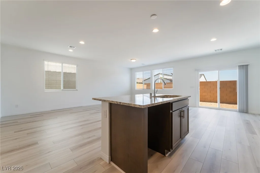 8131 Beebrush, Las Vegas, NV 89113