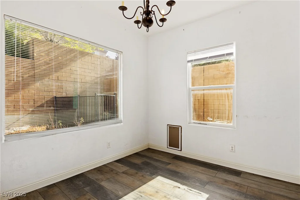 2664 Strichen, Henderson, NV 89044