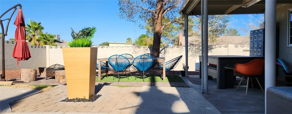 5318 Palmyra, Las Vegas, NV 89146