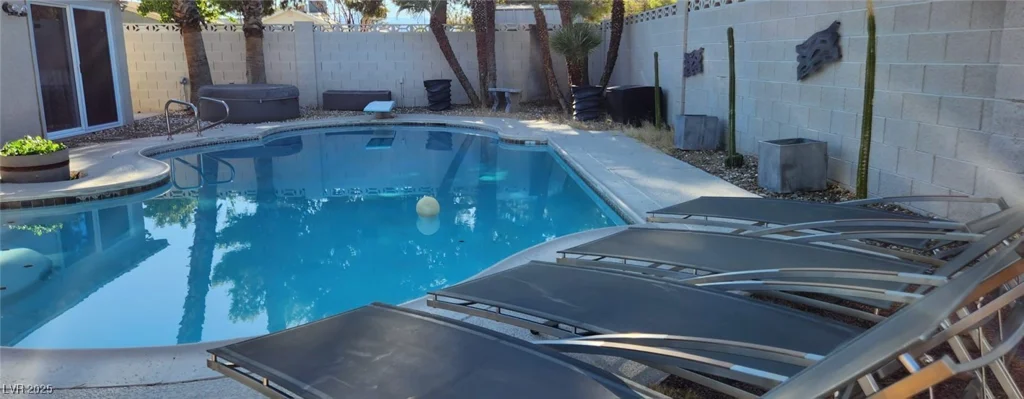 5318 Palmyra, Las Vegas, NV 89146