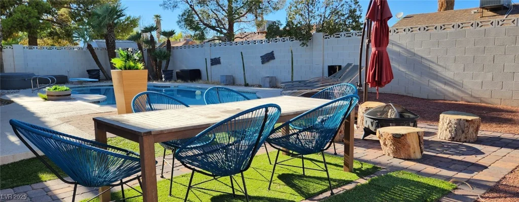 5318 Palmyra, Las Vegas, NV 89146