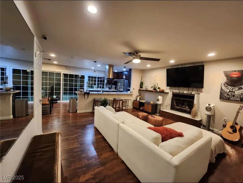 5318 Palmyra, Las Vegas, NV 89146