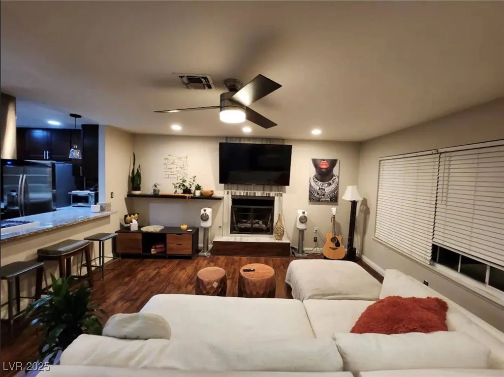 5318 Palmyra, Las Vegas, NV 89146
