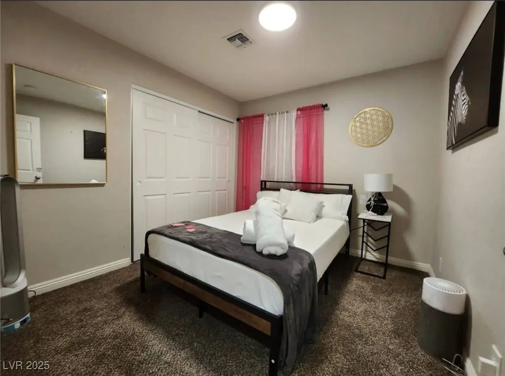 5318 Palmyra, Las Vegas, NV 89146