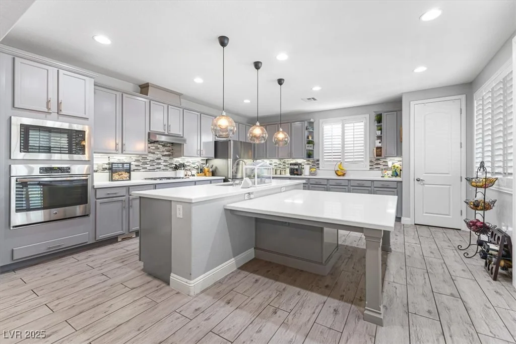 1112 Adobe Creek, North Las Vegas, NV 89084