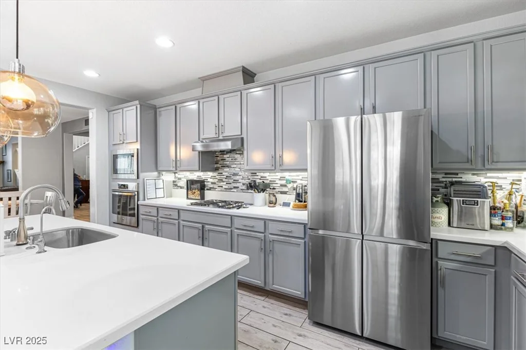 1112 Adobe Creek, North Las Vegas, NV 89084