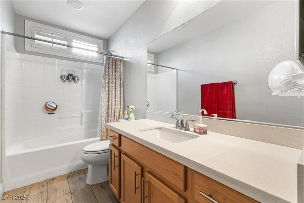 1112 Adobe Creek, North Las Vegas, NV 89084