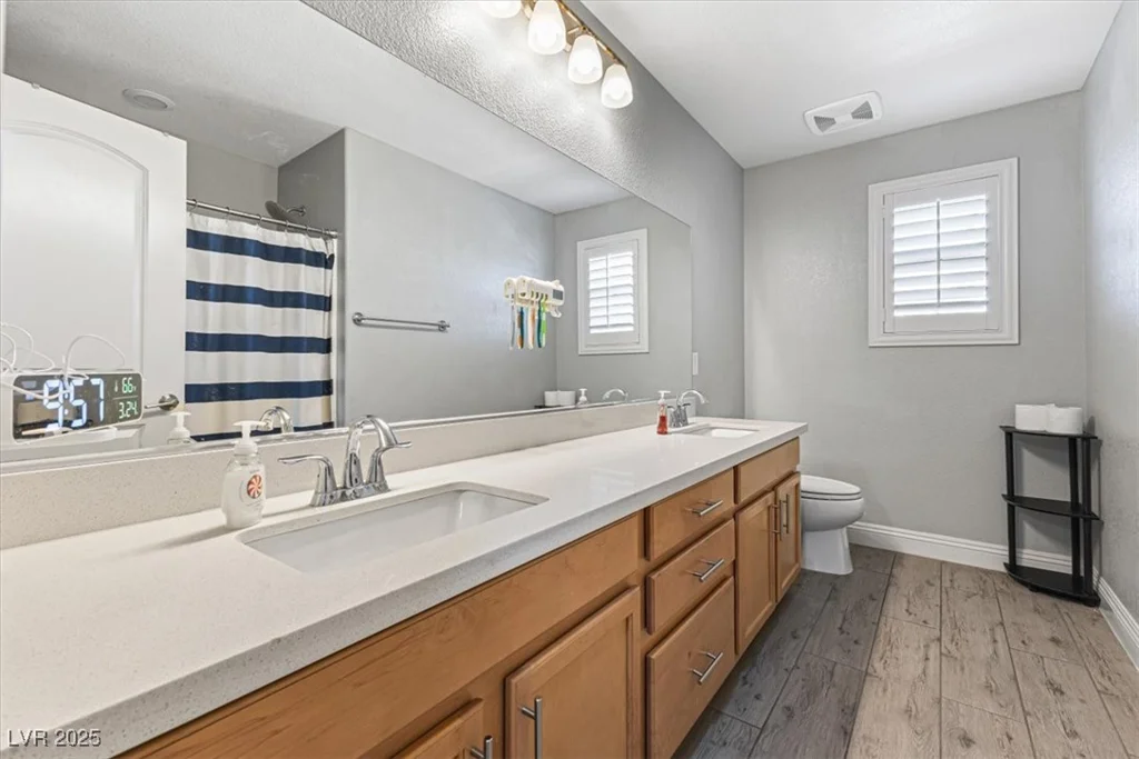 1112 Adobe Creek, North Las Vegas, NV 89084