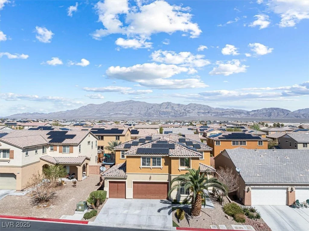 1112 Adobe Creek, North Las Vegas, NV 89084