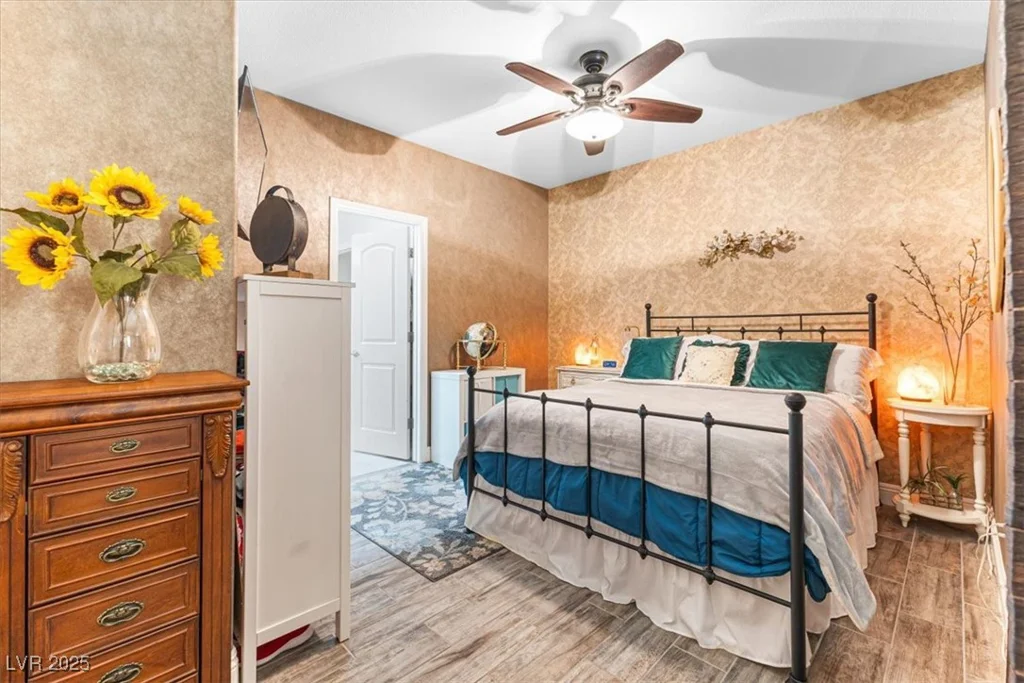 1112 Adobe Creek, North Las Vegas, NV 89084