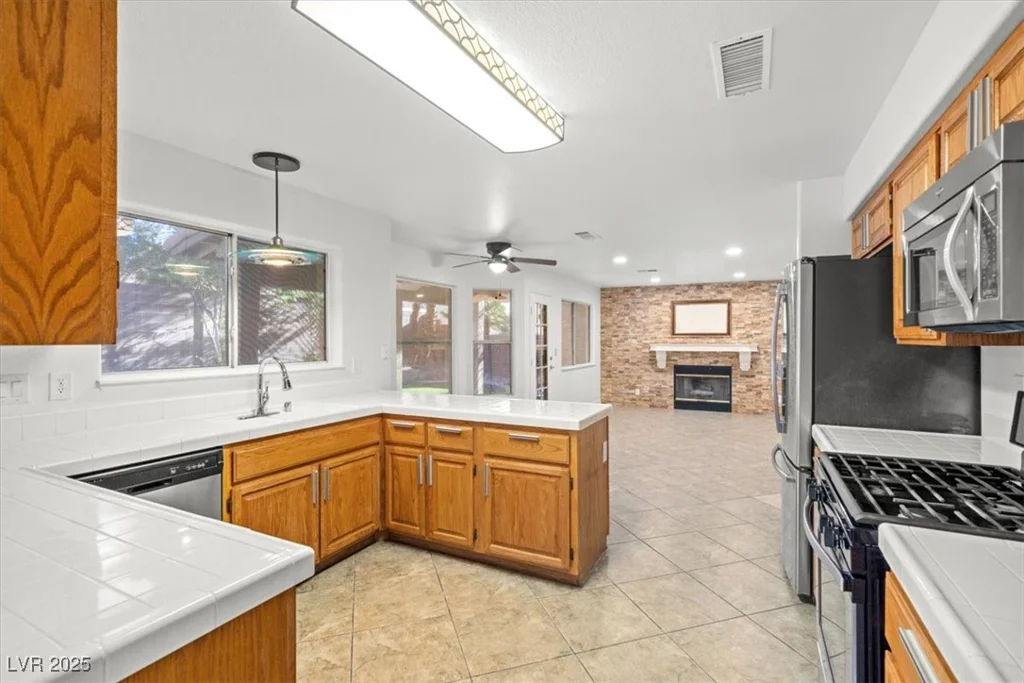 5628 Crimson Ridge, Las Vegas, NV 89130