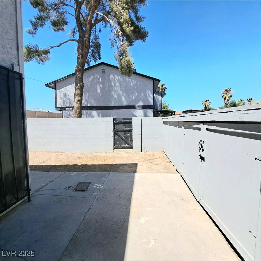 3523 Mercury, North Las Vegas, NV 89030