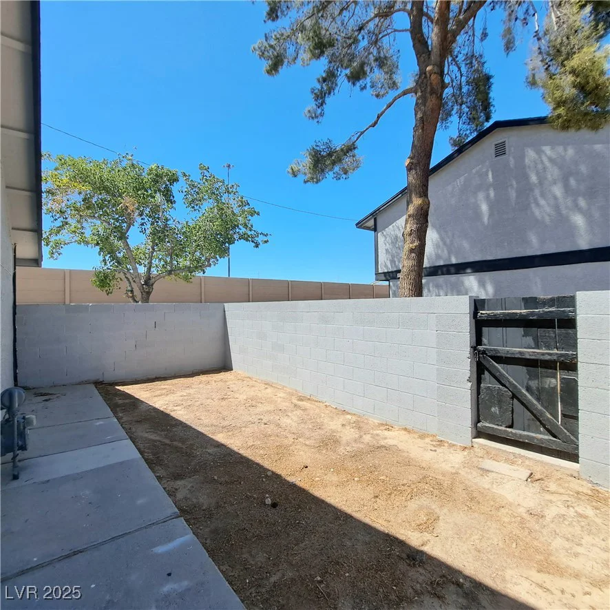 3523 Mercury, North Las Vegas, NV 89030