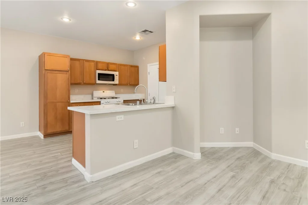 7486 River Dove, Las Vegas, NV 89139