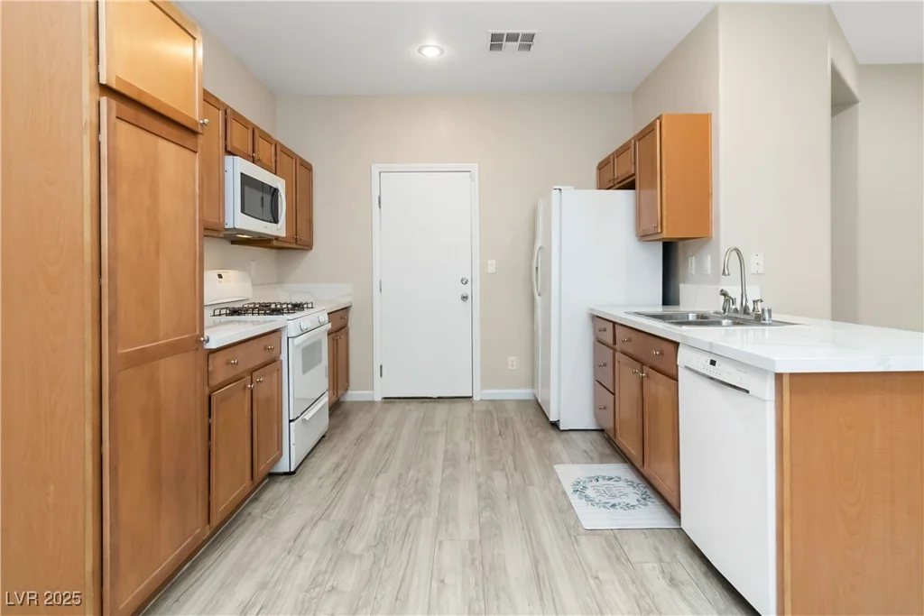 7486 River Dove, Las Vegas, NV 89139