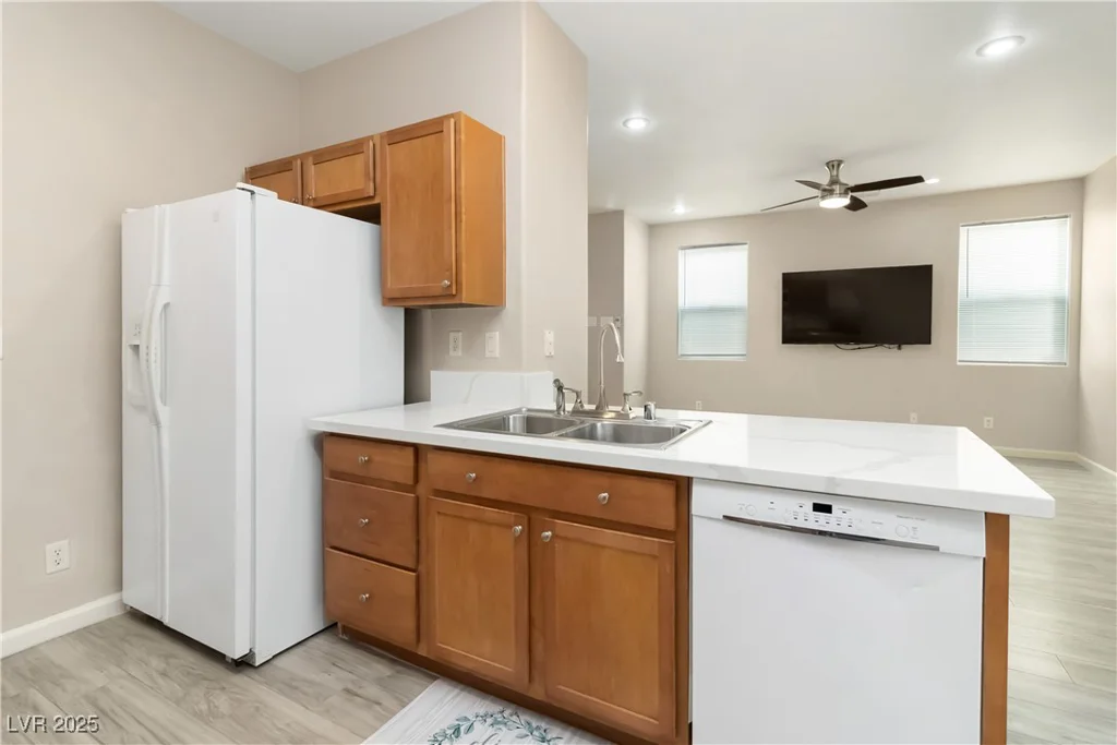 7486 River Dove, Las Vegas, NV 89139