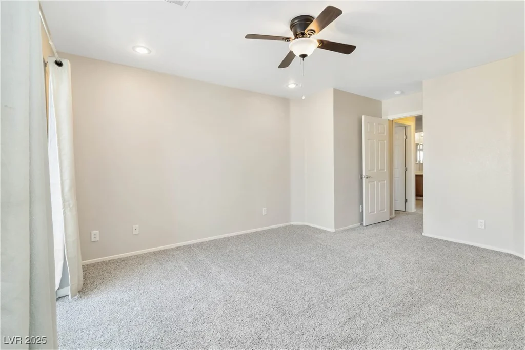 7486 River Dove, Las Vegas, NV 89139